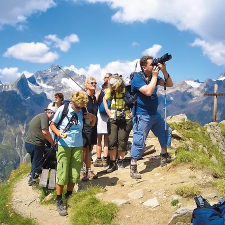 Aktiv Christoph Otel Sankt Leonhard im Pitztal